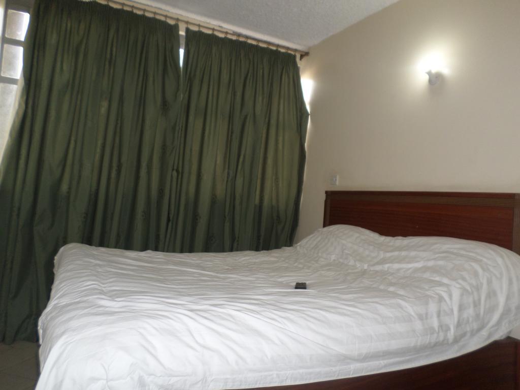 Karibu Hotel Nairobi Extérieur photo